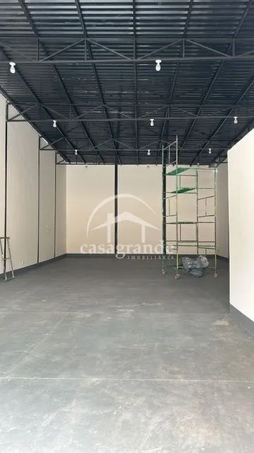 Galpão para alugar no Alto Umuarama imagem 1