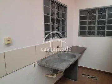 Casa para alugar no Jardim Patricia imagem 1