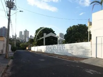 Terreno para alugar no Saraiva imagem 1