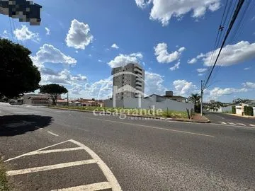 Área para alugar no Santa Monica imagem 1