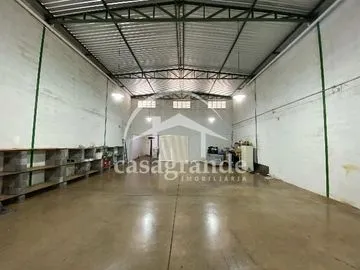 Galpão para alugar no Alto Umuarama imagem 1