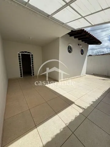 Casa para alugar no Santa Monica imagem 1