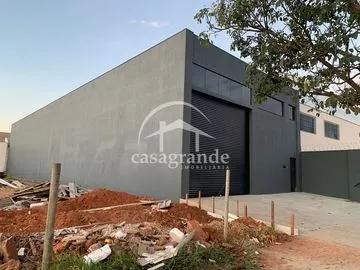 Galpão para alugar no Alto Umuarama imagem 1