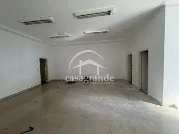 Comodo para alugar no Santa Monica imagem 1
