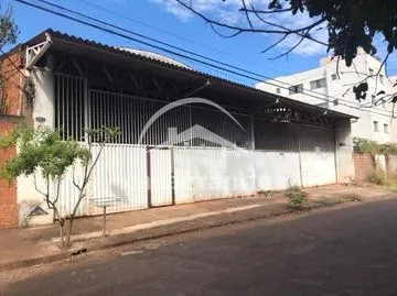 Barracão para alugar no Chacaras Tubalina E Quartel imagem 1