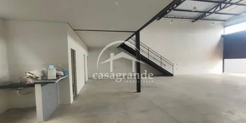 Galpão para alugar no Marta Helena imagem 1