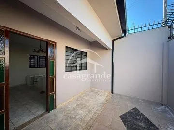 Casa para alugar no Planalto imagem 1