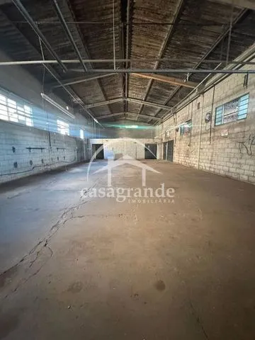 Barracão para alugar no Segismundo Pereira imagem 1
