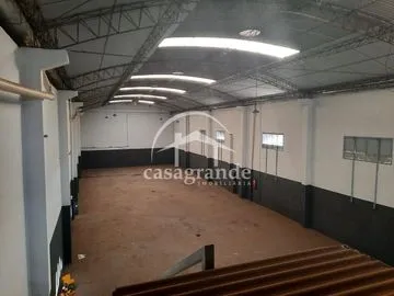 Galpão para alugar no Umuarama imagem 1