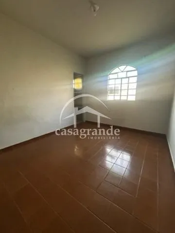 Casa para vender no Bom Jesus imagem 1