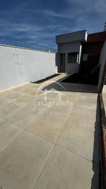 Casa para vender no Shopping Park imagem 1