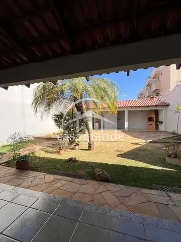 Casa para vender no Umuarama imagem 1