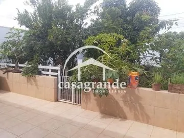 Casa para vender no Bom Jesus imagem 1