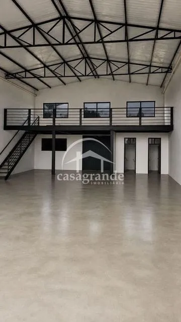 Galpão para vender no Novo Mundo imagem 1