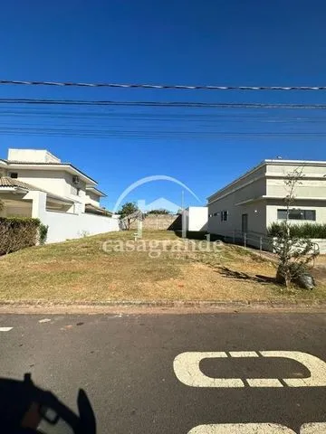 Terreno Em Condomini para vender no Jardim Botanico imagem 1