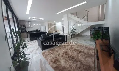 Sobrado para vender no Jardim Karaiba imagem 1