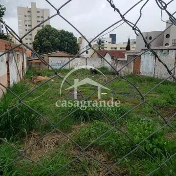 Terreno para vender no Saraiva imagem 1