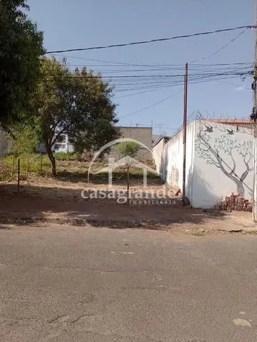 Terreno para vender no Carajas imagem 1