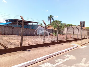 Terreno para vender no Centro imagem 1