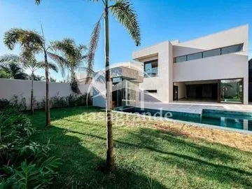 Casa Em Condominio para vender no Jardim Karaiba imagem 1