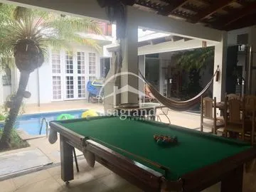 Casa para vender no Vigilato Pereira imagem 1