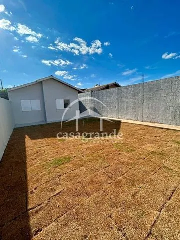 Casa para vender no Loteamento Residencial Pequis imagem 1