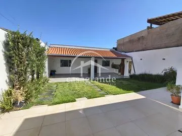 Casa para vender no Custodio Pereira imagem 1