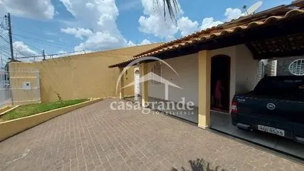 Casa para vender no Marta Helena imagem 1