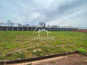 Lote para vender no Laranjeiras imagem 1
