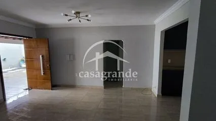 Casa para vender no Segismundo Pereira imagem 1
