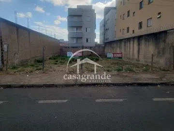Terreno para vender no Segismundo Pereira imagem 1