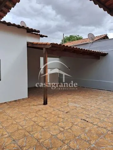 Casa para vender no Jardim Patricia imagem 1