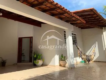 Casa para vender no Vigilato Pereira imagem 1