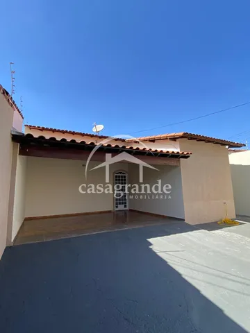Casa para vender no Segismundo Pereira imagem 1