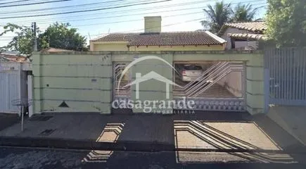 Casa para vender no Osvaldo Rezende imagem 1