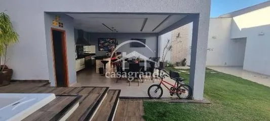 Casa para vender no Segismundo Pereira imagem 1