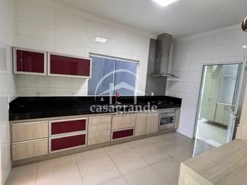 Casa para vender no Novo Mundo imagem 1