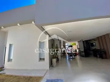 Casa para vender no Novo Mundo imagem 1