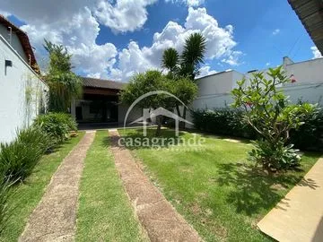 Casa para vender no Jardim Karaiba imagem 1