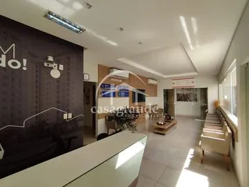 Prédio Comercial para vender no Vigilato Pereira imagem 1
