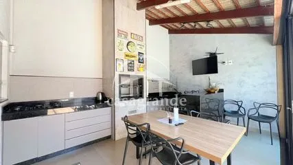Casa para vender no Jardim Botanico imagem 1