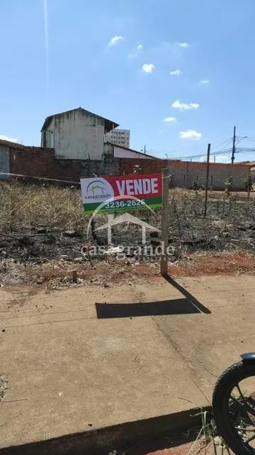 Terreno para vender no Segismundo Pereira imagem 1