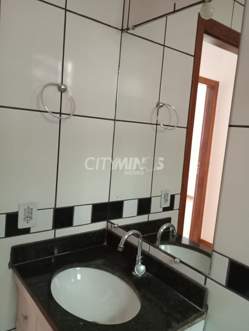 Casa em condomínio_Aluguel