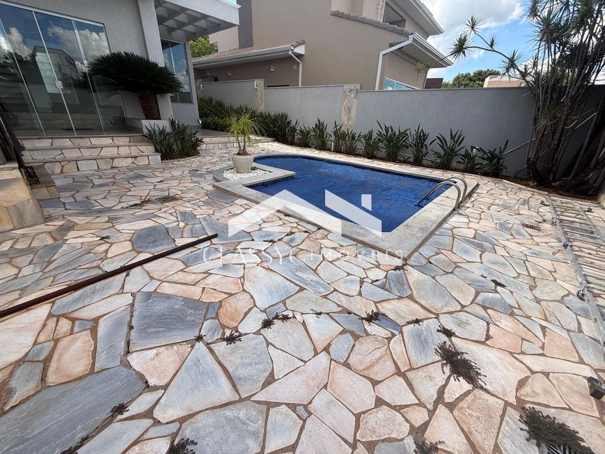 Casa em condomínio_Aluguel