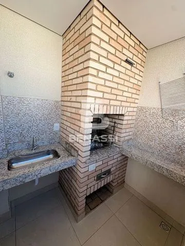 Apartamento para alugar no Novo Mundo imagem 1