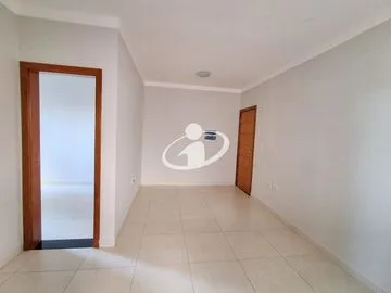 Apartamento para alugar no Novo Mundo imagem 1