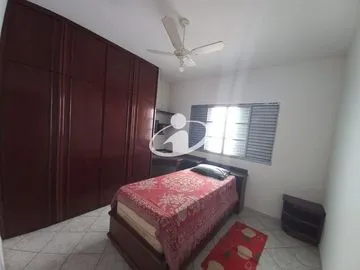 Casa para alugar no Vigilato Pereira imagem 1