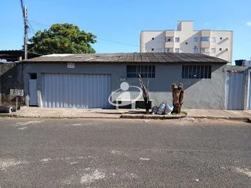 Casa para alugar no Marta Helena imagem 1