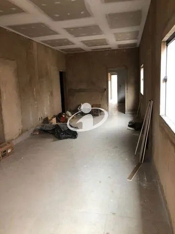Casa para alugar no Martins imagem 1