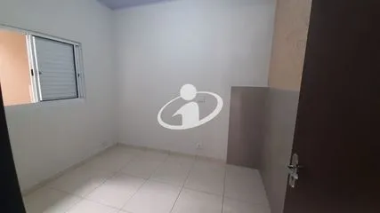 Casa para alugar no Jardim Ipanema imagem 1